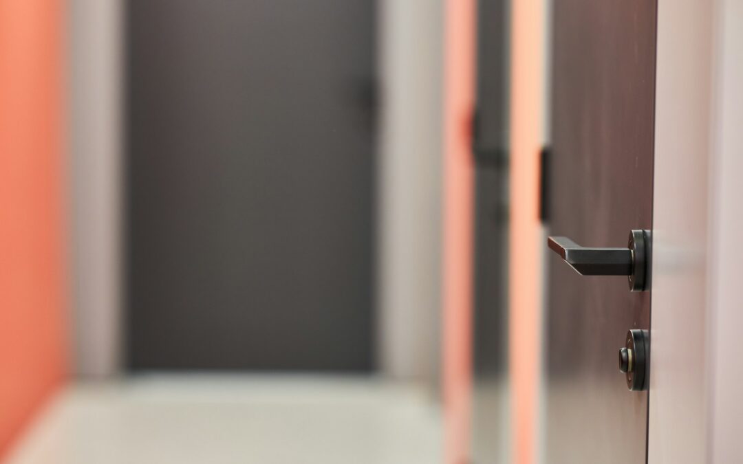 Preventing Office Lockouts in Denver’s High-Rise Buildings